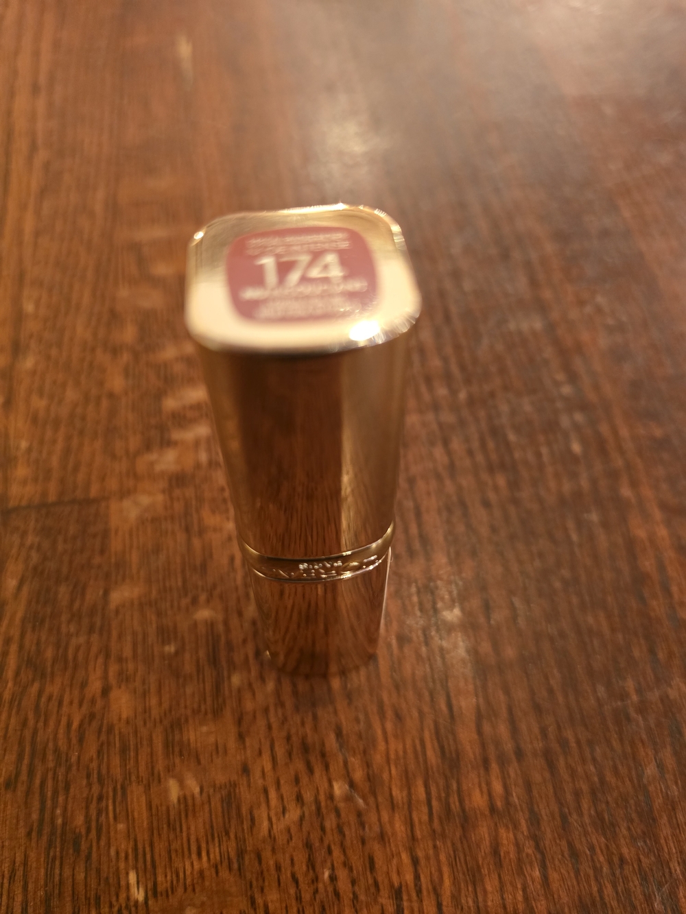 L'Oreal Paris Colour Riche Les Nus Intense Lipstick shade 174